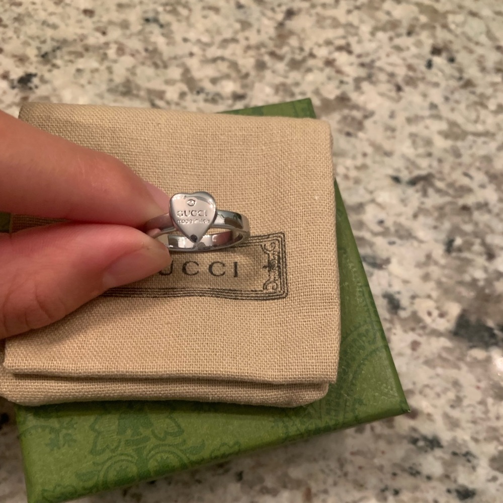 Gucci Heart Ring